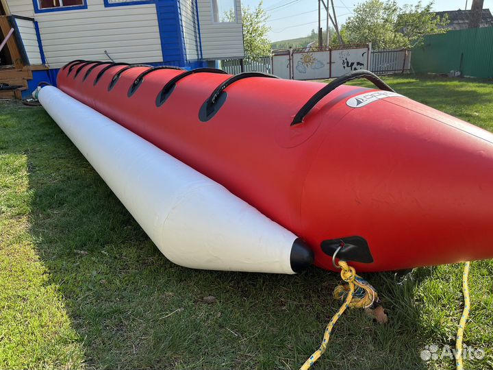 Водный банан