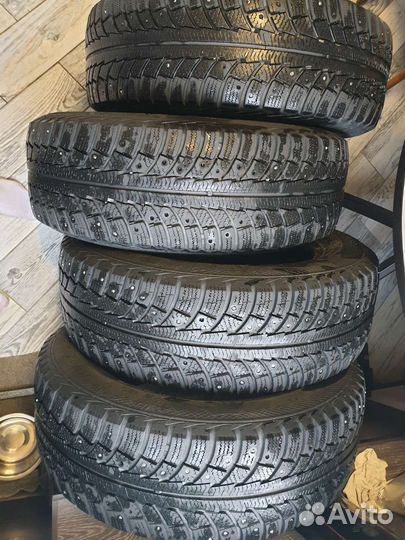 Gislaved Nord Frost 5 225/65 R17 102T