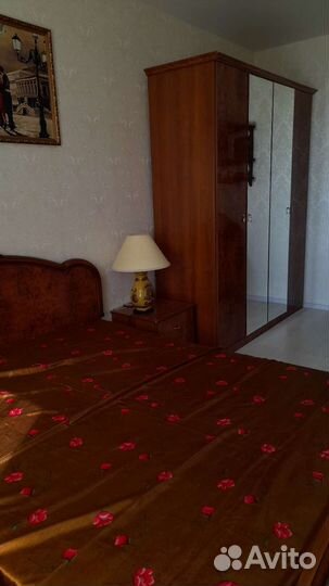 Спальный гарнитур бу.Без торга