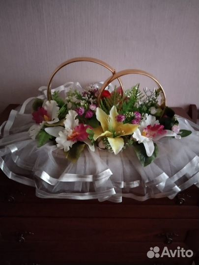 Кольца на машину свадебные