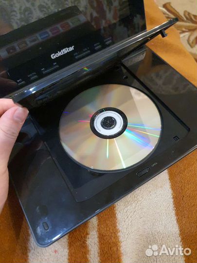 Портативный видеопроигрыватель GoldStar PD-9A10