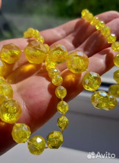 Бусы пластик винтаж