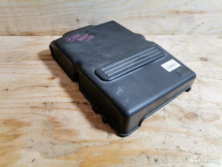 Крышка Mazda Axela BK5P zyve 2004