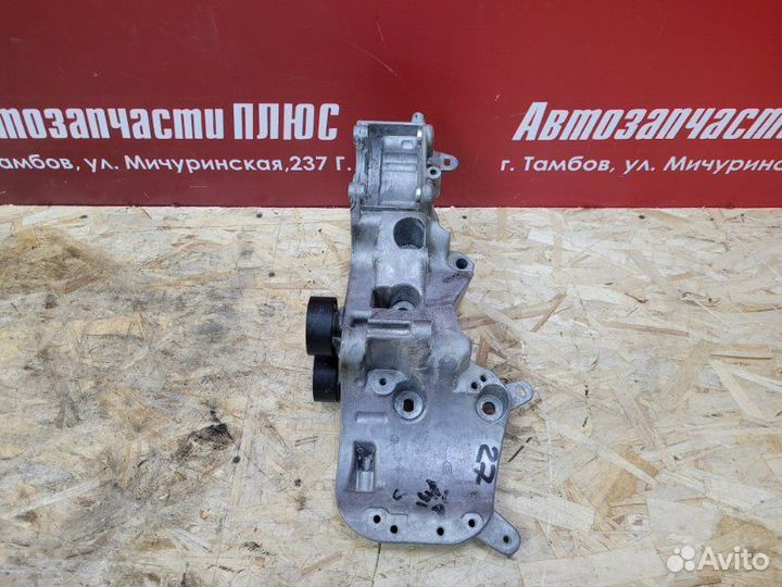 Кронштейн генератора Renault Logan