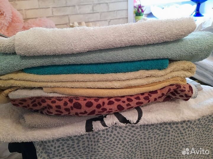 Постельное белье,полотенца бу