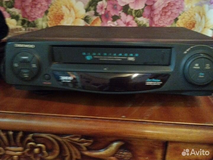 Видеомагнитофон