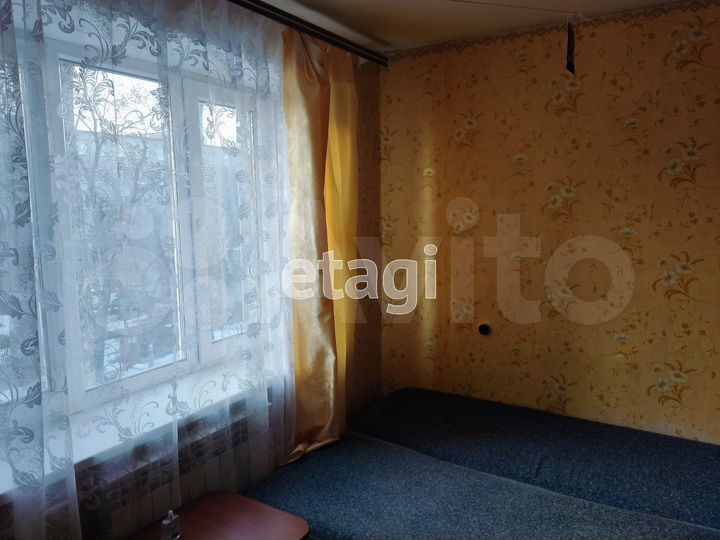 Комната 18 м² в 1-к., 3/5 эт.