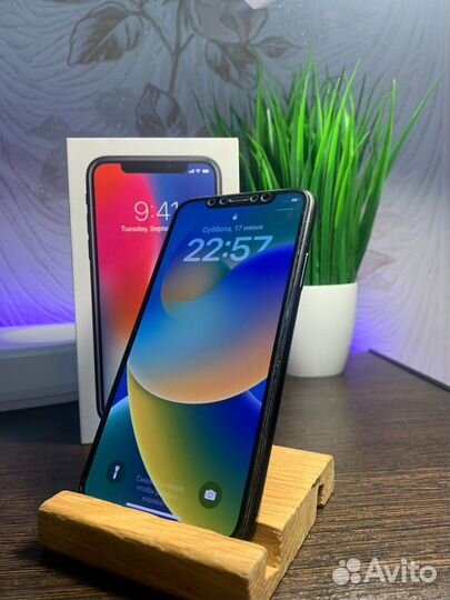 iPhone X, 64 ГБ
