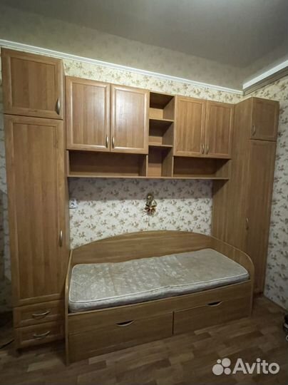 Спальный гарнитур