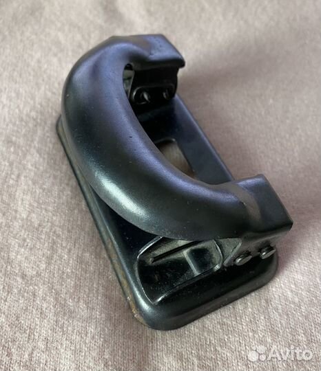 Дырокол металлический рабочий