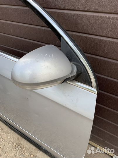 Volkswagen Passat B6 - Зеркало боковое правое