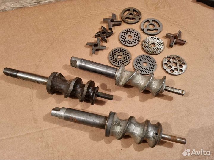 Шнек и нож для промышленной мясорубки