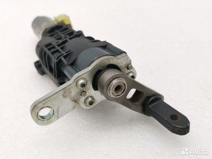 Электропривод задний левый Audi A6 C7 2.0 TDI 2018