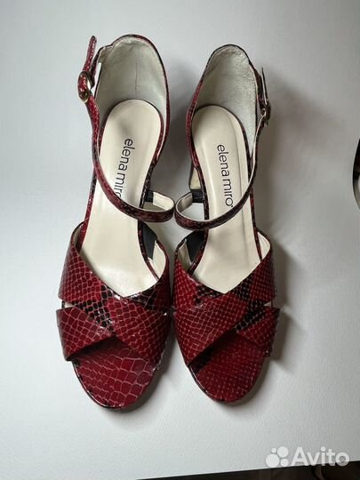 Туфли женские