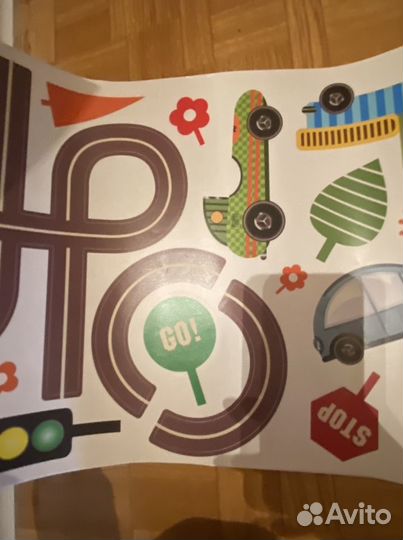 Декоративная наклейка на стены/шкаф