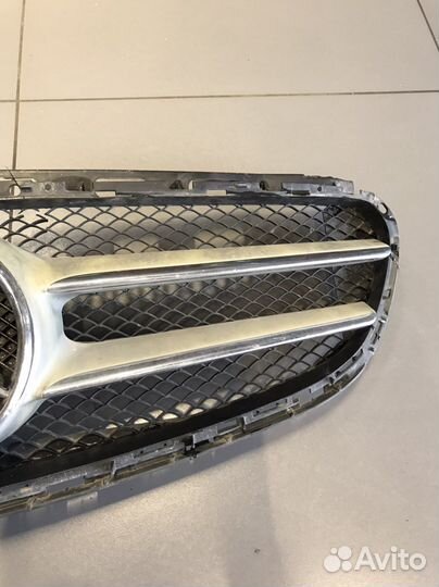 Решетка радиатора Mercedes W212 рестайлинг