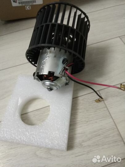 Мотор отопителя салона