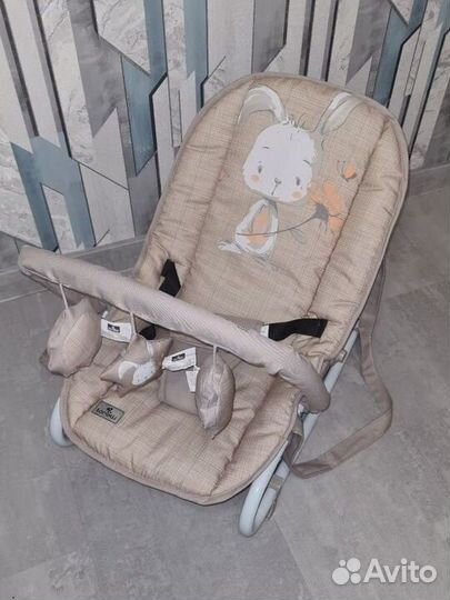 Шезлонг для новорожденных