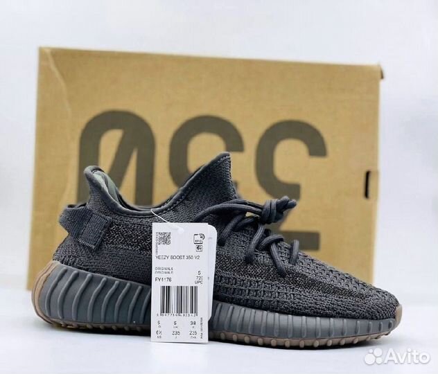 Кроссовки Adidas Yeezy boost 350 великан черные р4