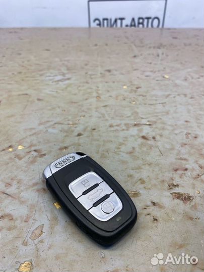 Ключ зажигания Audi Q5 8R 2.0 2010