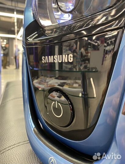 Пылесос Samsung VC18M31A0HU/EV