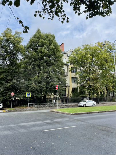 3-к. квартира, 150 м², 2/4 эт.