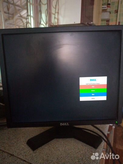 Продам монитор диагональ 52см