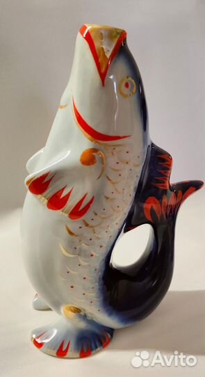 Фарфоровый графин 