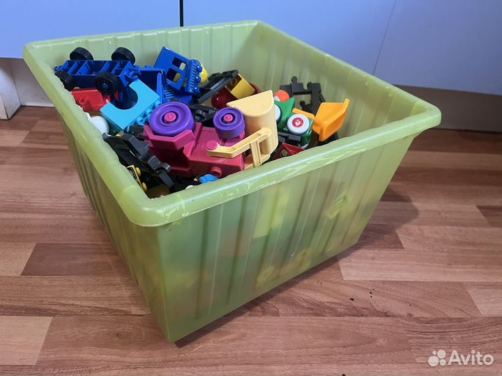 Коробка с конструктором