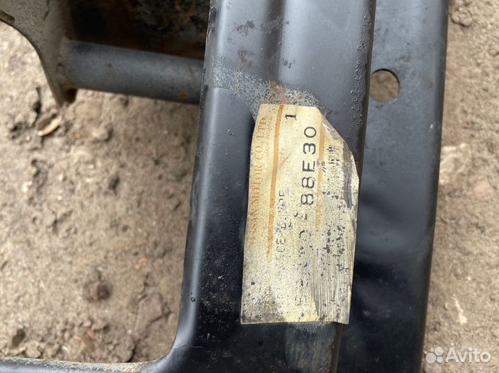 Усилитель переднего бампера nissan maxima j30