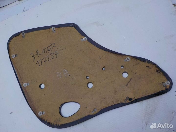 Обшивка двери daewoo matiz задняя правая