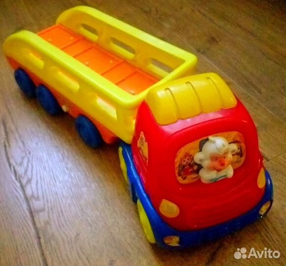 Автовоз с машинками