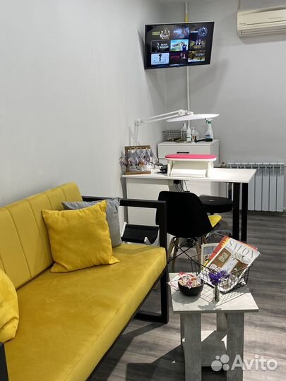 Маникюр с покрытием гель лак