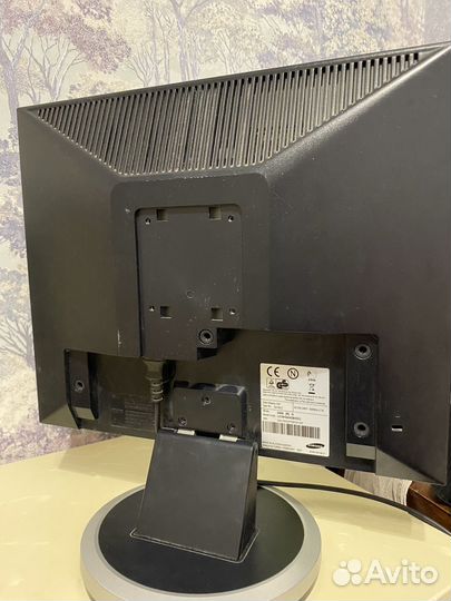 Монитор для компьютера