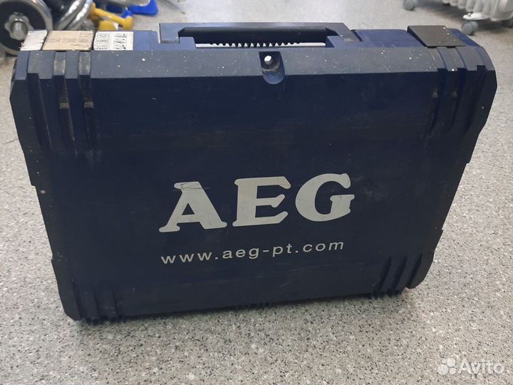 Лобзик AEG Step 700
