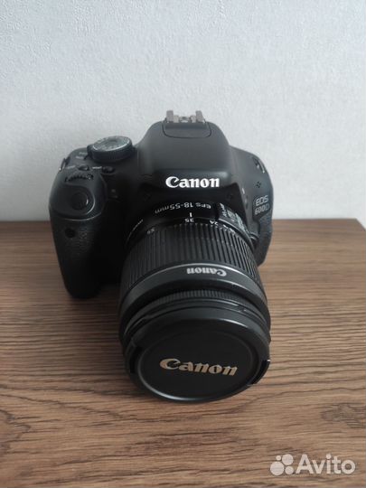 Фотоаппарат Canon EOS 600D Kit EF-S 18-55mm