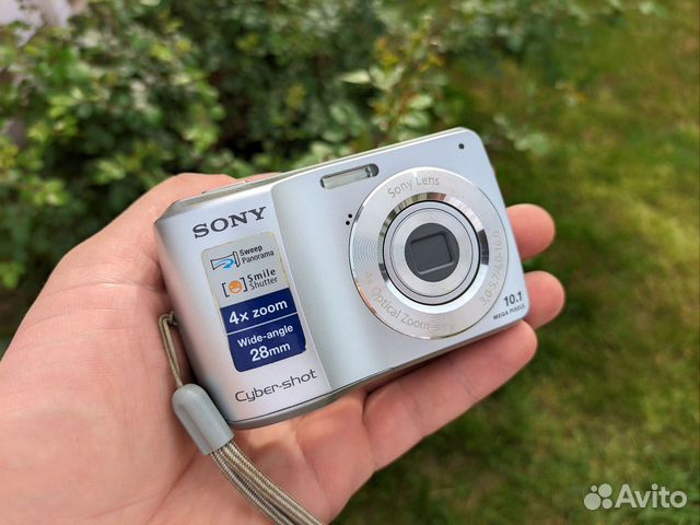 Компактный фотоаппарат Sony s3000