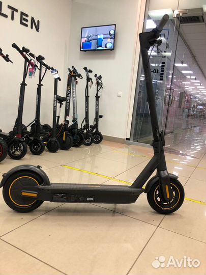 Электросамокат Ninebot Max G30P EU