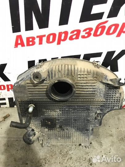 Корпус воздушного фильтра Renault Logan седан 1.4