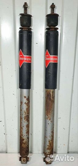 Амортизаторы передн. KYB Gas-A-Just Mercedes W202