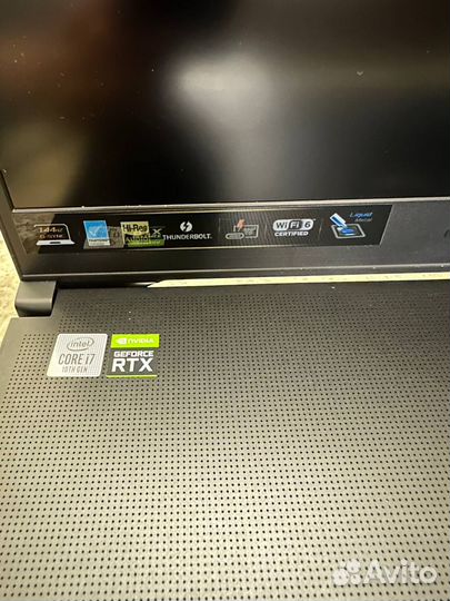 Ноутбук asus ROG ZePhyrus S17