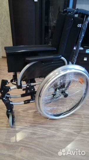 Инвалидная коляска новая