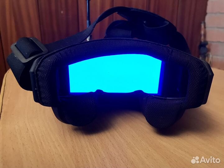 Продам FPV - маску Видеошлем Eachine EV800