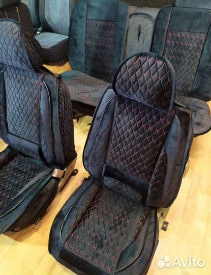 Чехлы для автомобиля. На сиденье комплект