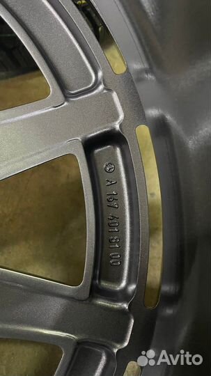 Зимние колеса A1674018100 амг мерседес GLS 63