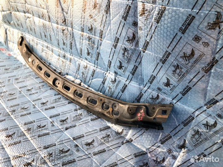 Кронштейн бампера передний Lexus Lx 570 2007-2011