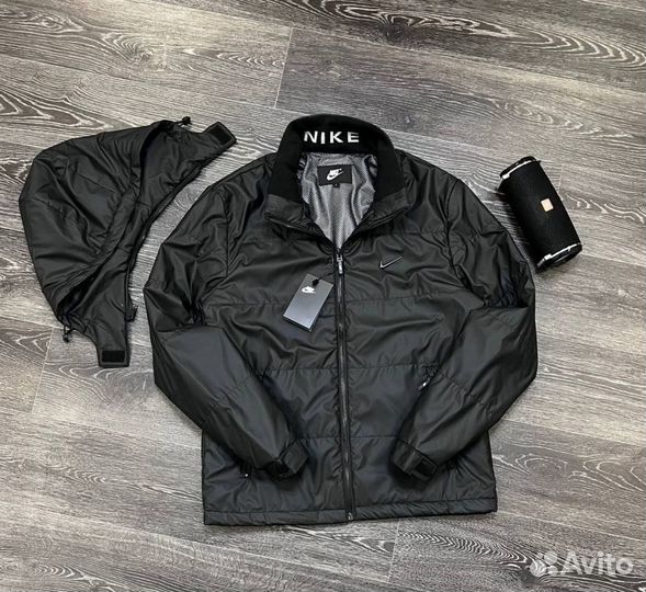 Демисезонные куртки Nike модные