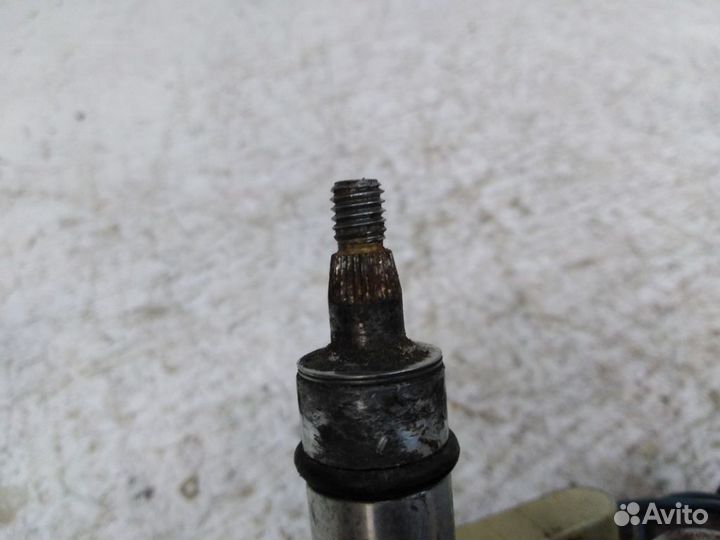 Моторчик стеклоочистителя задний GA8A67450B