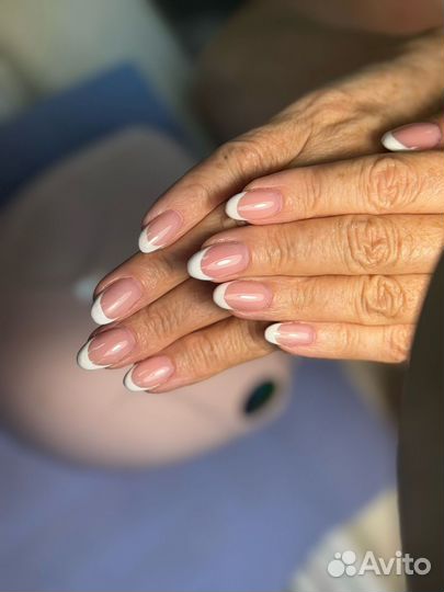 Нужна модель на маникюр