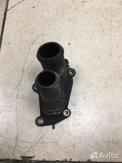 Крышка термостата Ford Focus